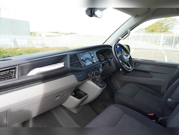 Used Volkswagen Transporter 2024 for sale - 78347226: Photo