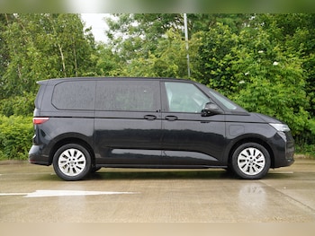 Used Volkswagen Multivan 2024 for sale - 78903819: Photo