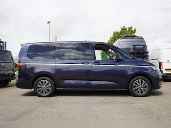 Used Volkswagen Multivan 2022 for sale - 78809898: Photo