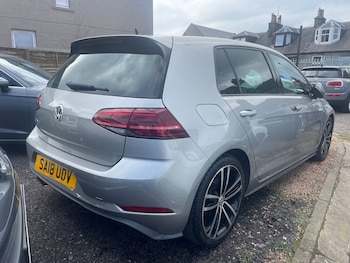 Used Volkswagen Golf 2018 for sale - 79287176: Photo
