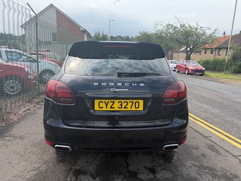 Used Porsche Cayenne 2011 for sale - 79017844: Photo