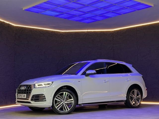 Used Audi Q5 2019 for sale - 76686335: Photo 2