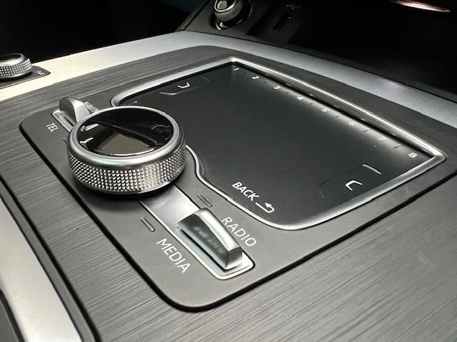 Used Audi Q5 2019 for sale - 76686335: Photo 35