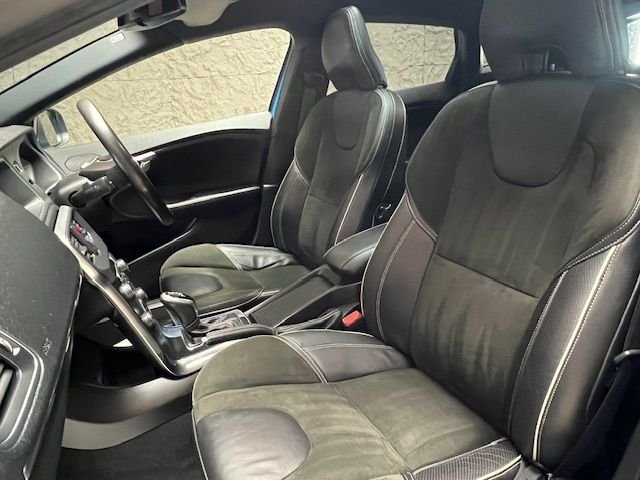 Used Volvo V40 2015 for sale - 77211988: Photo 33