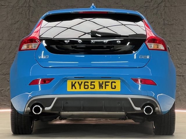 Used Volvo V40 2015 for sale - 77211988: Photo 8