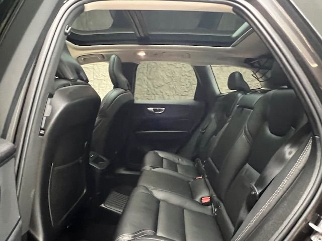 Used Volvo XC60 2021 for sale - 77250328: Photo 27