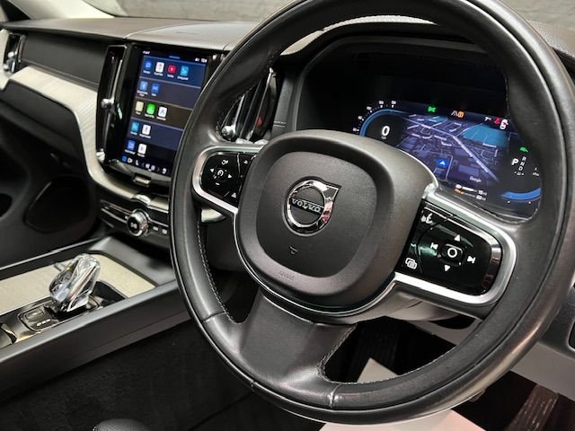 Used Volvo XC60 2021 for sale - 77250328: Photo 44