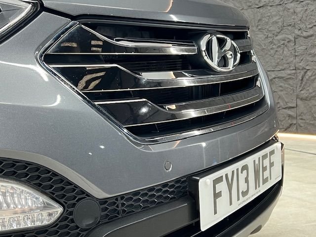 Used Hyundai Santa Fe 2013 for sale - 76841308: Photo 19