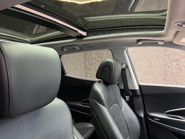 Used Hyundai Santa Fe 2013 for sale - 76841308: Photo 39