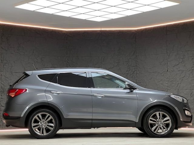 Used Hyundai Santa Fe 2013 for sale - 76841308: Photo 6