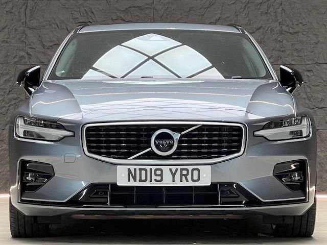 Used Volvo V60 2019 for sale - 77089437: Photo 2