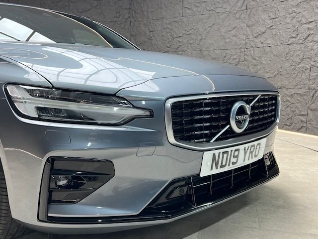 Used Volvo V60 2019 for sale - 77089437: Photo 5