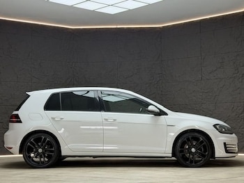 Used Volkswagen Golf 2015 for sale - 79322939: Photo
