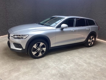 Used Volvo V60 Cross Country 2020 for sale - 79506834: Photo