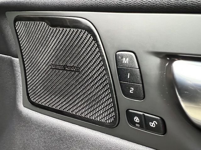 Used Volvo XC60 2021 for sale - 78128922: Photo 41