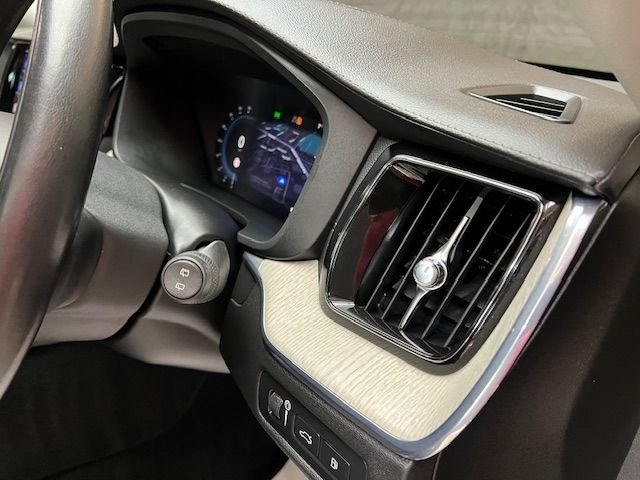 Used Volvo XC60 2021 for sale - 78128922: Photo 43