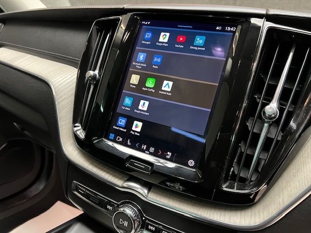 Used Volvo XC60 2021 for sale - 78128922: Photo 46