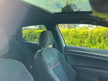 Used Volkswagen Golf 2018 for sale - 75960825: Photo