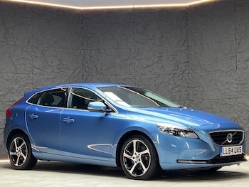 Used Volvo V40 2014 for sale - 76910381: Photo