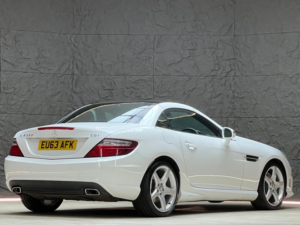 Used Mercedes-Benz SLK 2013 for sale - 77792039: Photo 15