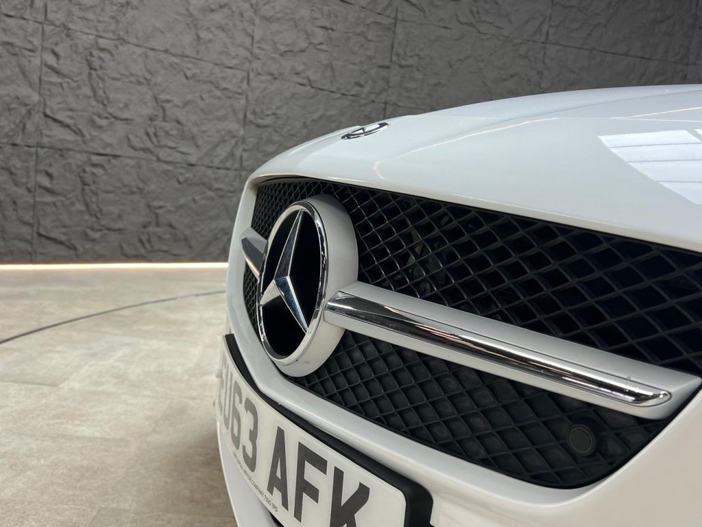 Used Mercedes-Benz SLK 2013 for sale - 77792039: Photo 9