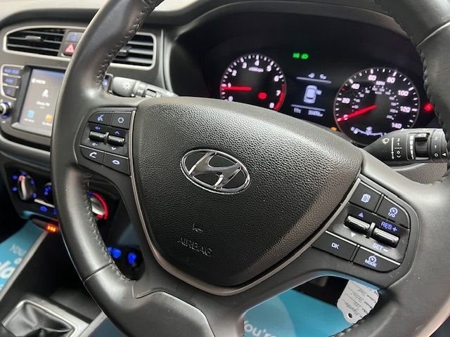 Used Hyundai i20 2020 for sale - 77152919: Photo 19