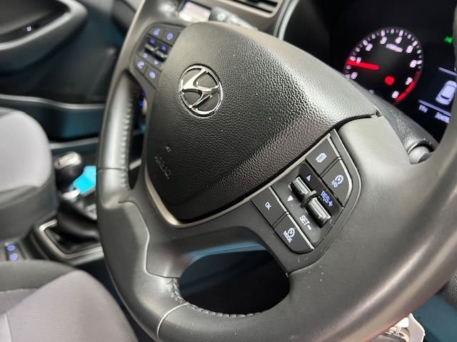 Used Hyundai i20 2020 for sale - 77152919: Photo 22