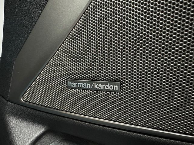 Used BMW 3 Series 2021 for sale - 77655298: Photo 40