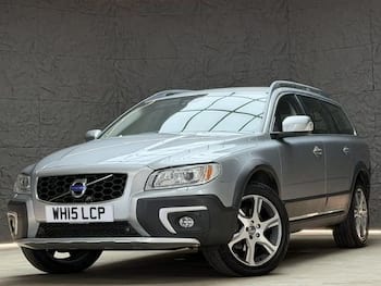 Used Volvo XC70 2015 for sale - 79708785: Photo