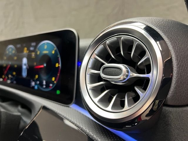 Used Mercedes-Benz A-Class 2019 for sale - 76178465: Photo 35