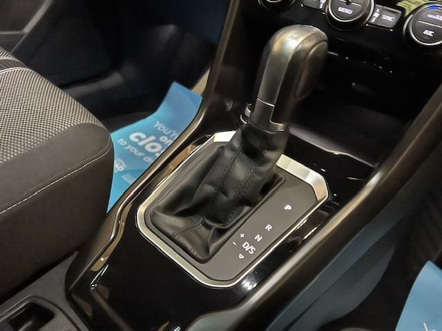 Used Volkswagen T-Roc 2019 for sale - 76038810: Photo 15