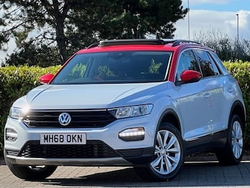Used Volkswagen T-Roc 2019 for sale - 76038810: Photo 2