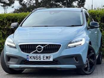 Used Volvo V40 Cross Country 2016 for sale - 74483429: Photo
