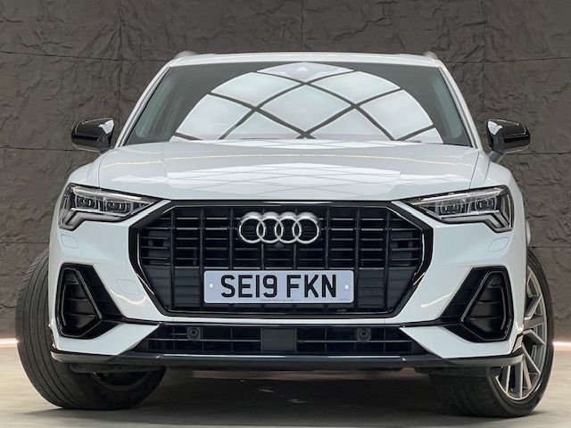 Used Audi Q3 2019 for sale - 77161866: Photo 2