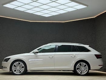 Used Skoda Superb 2016 for sale - 78931233: Photo