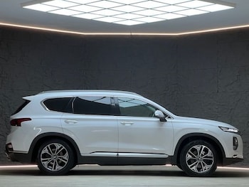 Used Hyundai Santa Fe 2018 for sale - 77755269: Photo