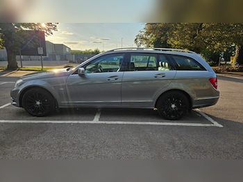 Used Mercedes-Benz C-Class 2011 for sale - 75405172: Photo