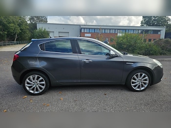 Used Alfa Romeo Giulietta 2014 for sale - 75982391: Photo