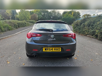 Used Alfa Romeo Giulietta 2014 for sale - 75982391: Photo