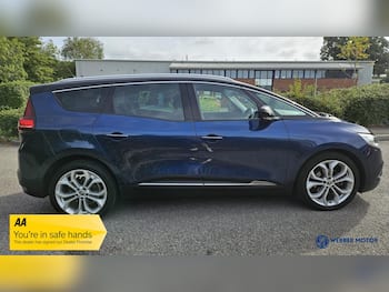 Used Renault Grand Scenic 2019 for sale - 79683447: Photo