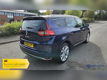 Used Renault Grand Scenic 2019 for sale - 79683447: Photo