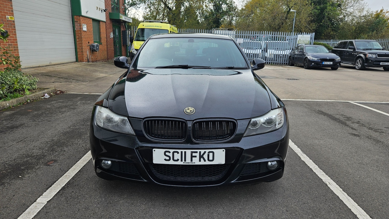 Used BMW 3 Series 2011 for sale - 76375754: Photo 2