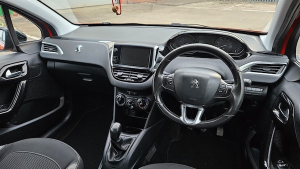 Used Peugeot 208 2016 for sale - 75683839: Photo 10