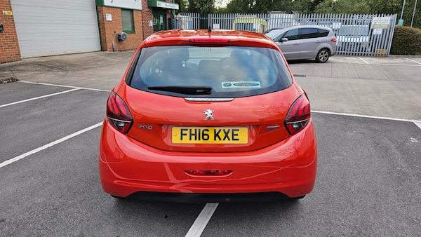 Used Peugeot 208 2016 for sale - 75683839: Photo 4