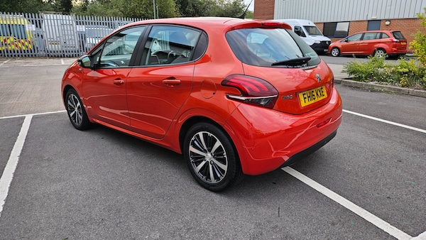 Used Peugeot 208 2016 for sale - 75683839: Photo 5