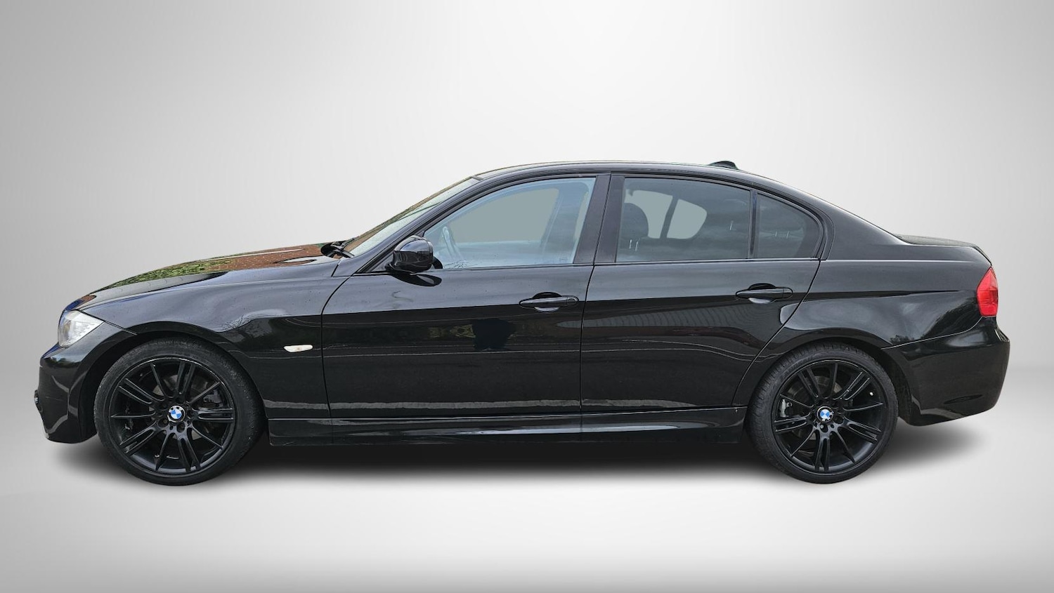 Used BMW 3 Series 2011 for sale - 76507910: Photo 4