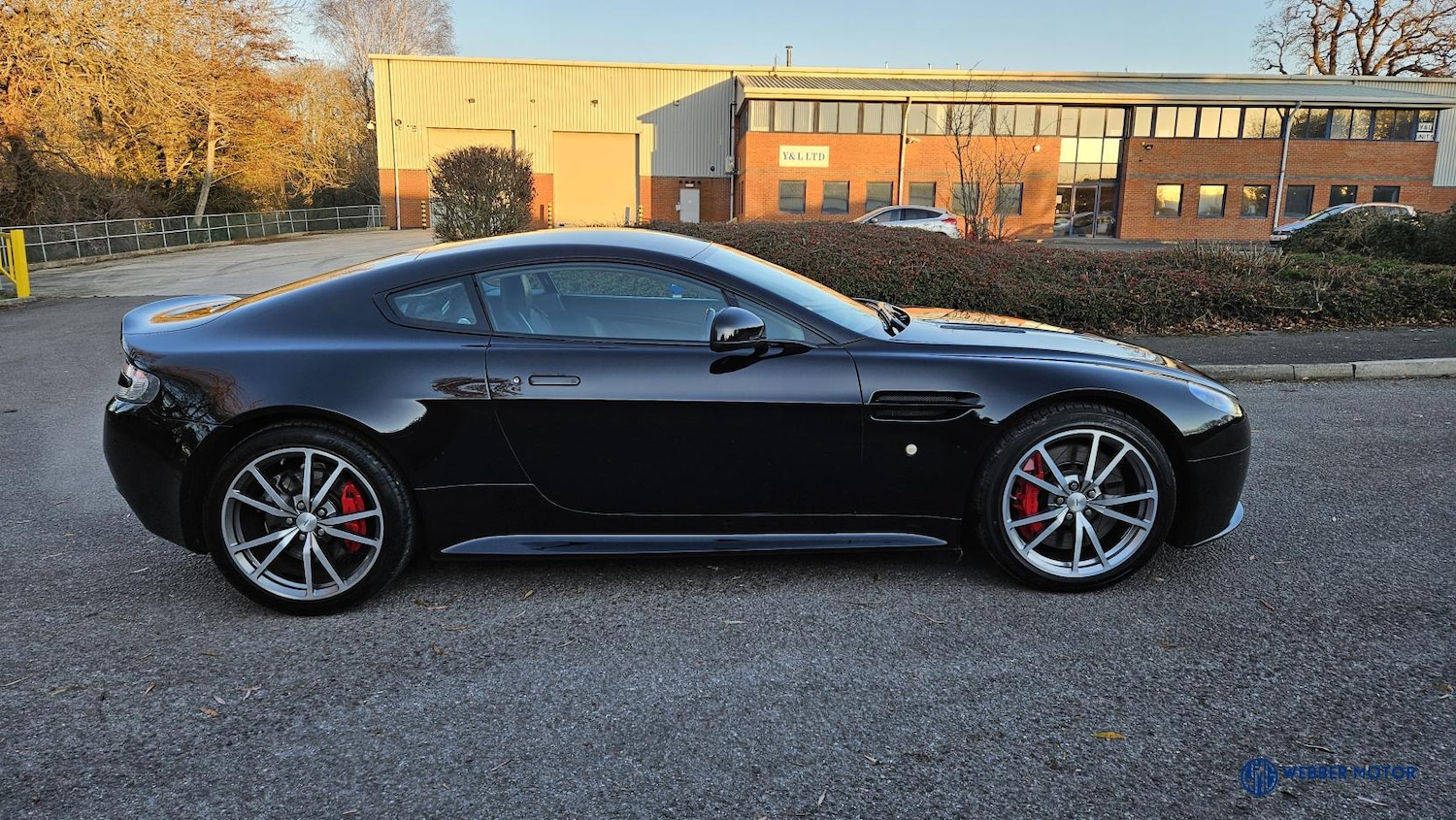 Used Aston Martin Vantage 2016 for sale - 77235617: Photo 22