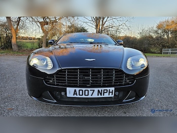 Used Aston Martin Vantage 2016 for sale - 77235617: Photo