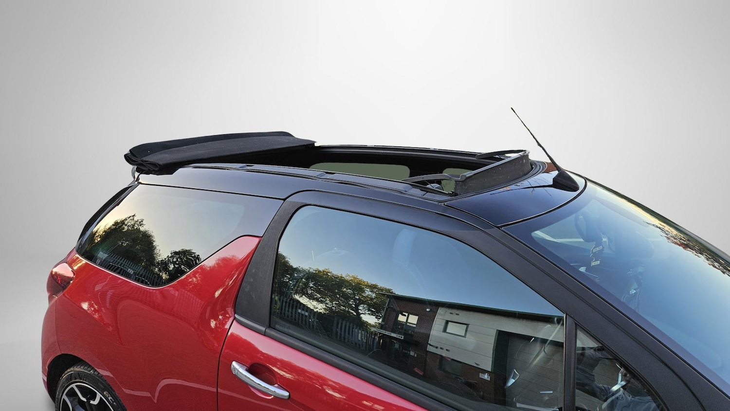 Used Citroen DS3 2014 for sale - 76507889: Photo 10