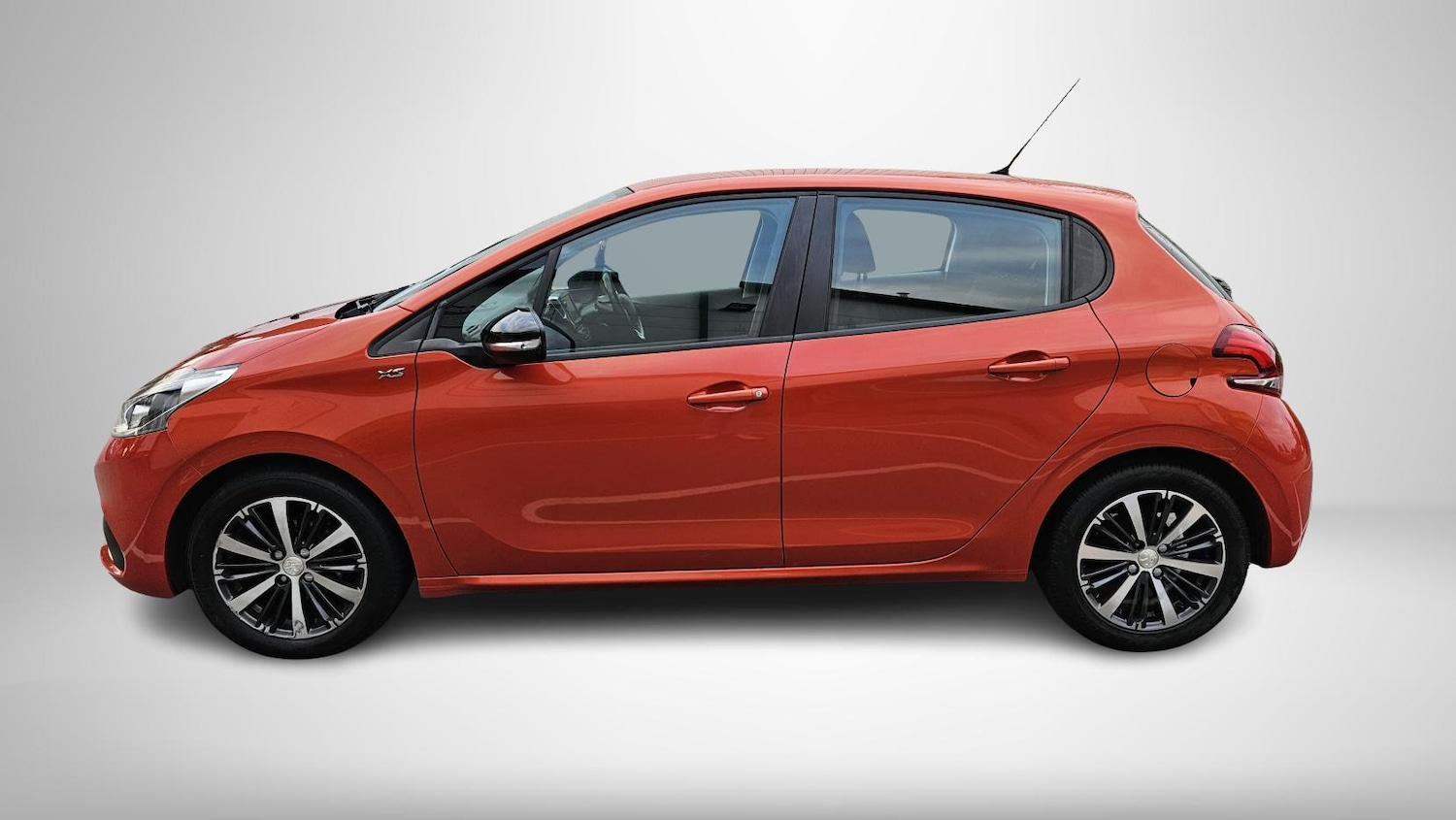 Used Peugeot 208 2016 for sale - 76507885: Photo 6